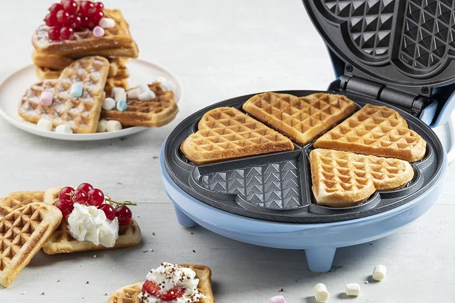 Bestron Heart Waffle Iron