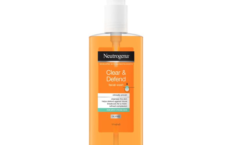 Neutrogena Clear & Defend Facial Wash
